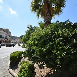 sicilia-bedda-house-scicli.sicilyhotelsitaly.net/
